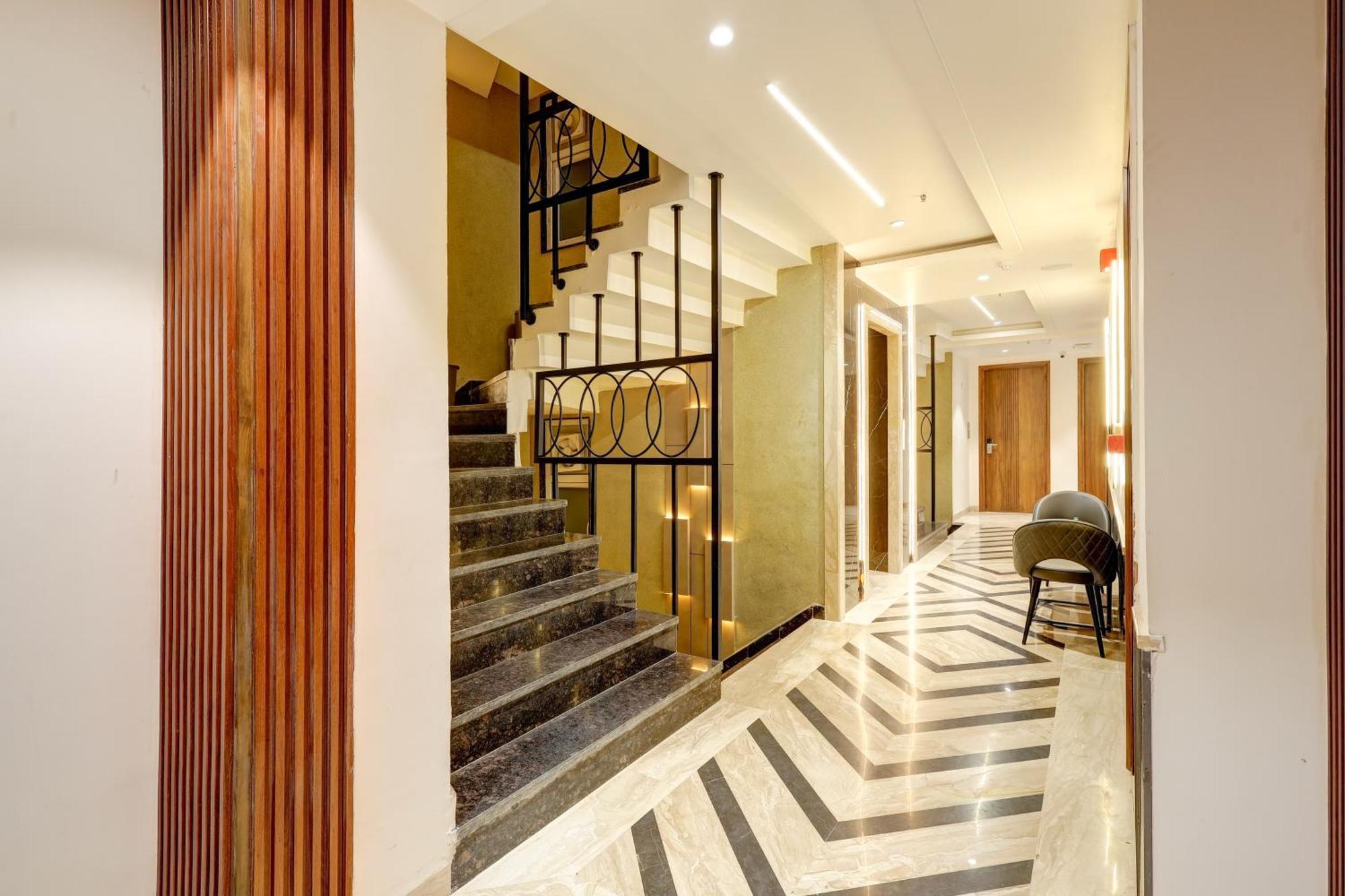 The Tyche New Delhi - Traveller'S Choice Award Winner 2025 Nova Deli Exterior foto